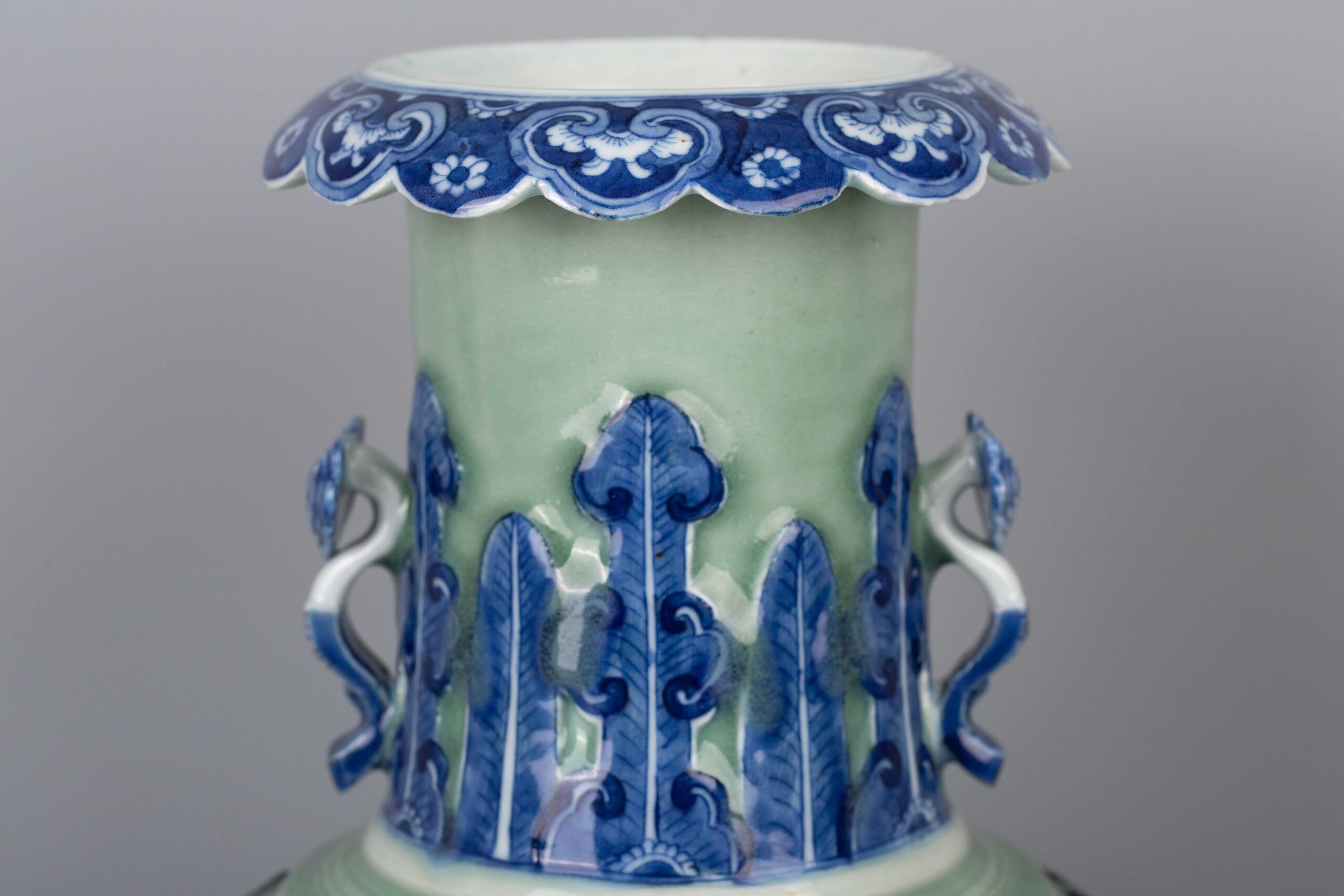 Celadon Glaze Blue and White Vase 19th century豆青釉青花如意，折口 