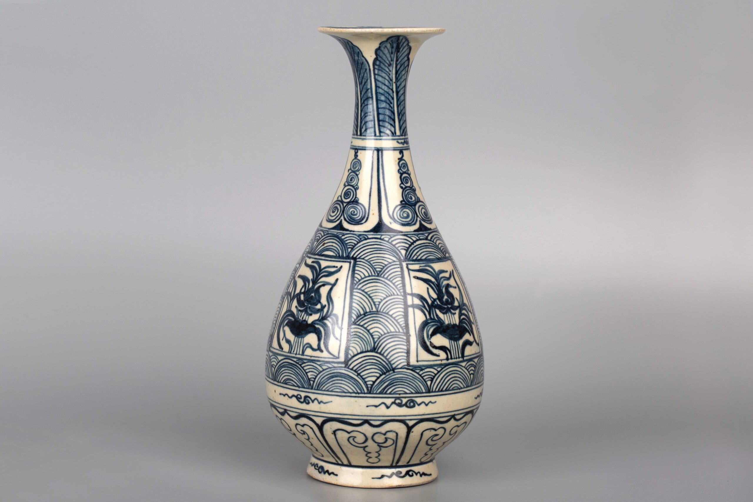 Blue White Porcelain Pear Shape Theme Vase四开光青花海水纹玉壶春瓶 