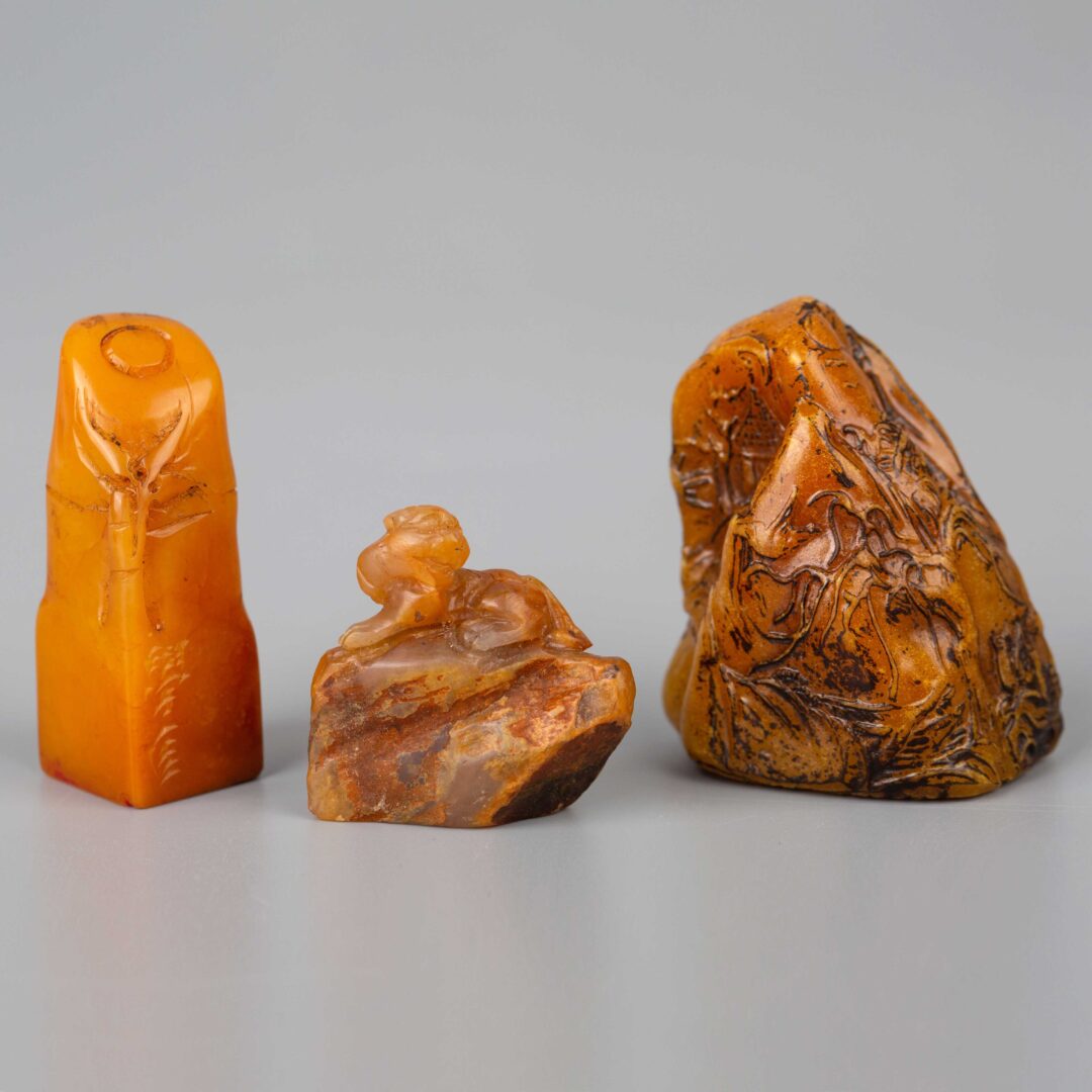 A Group of Tian Huang Stone田黄石一组