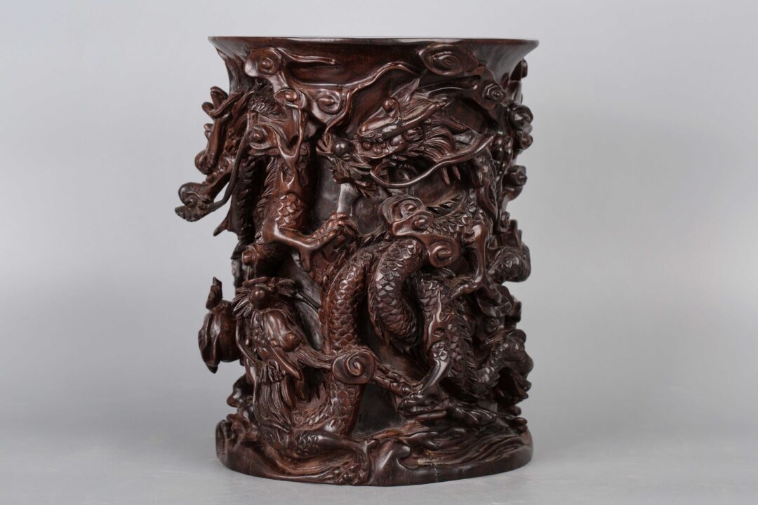 Zitan brush holder carved with dragon pattern, 20th century