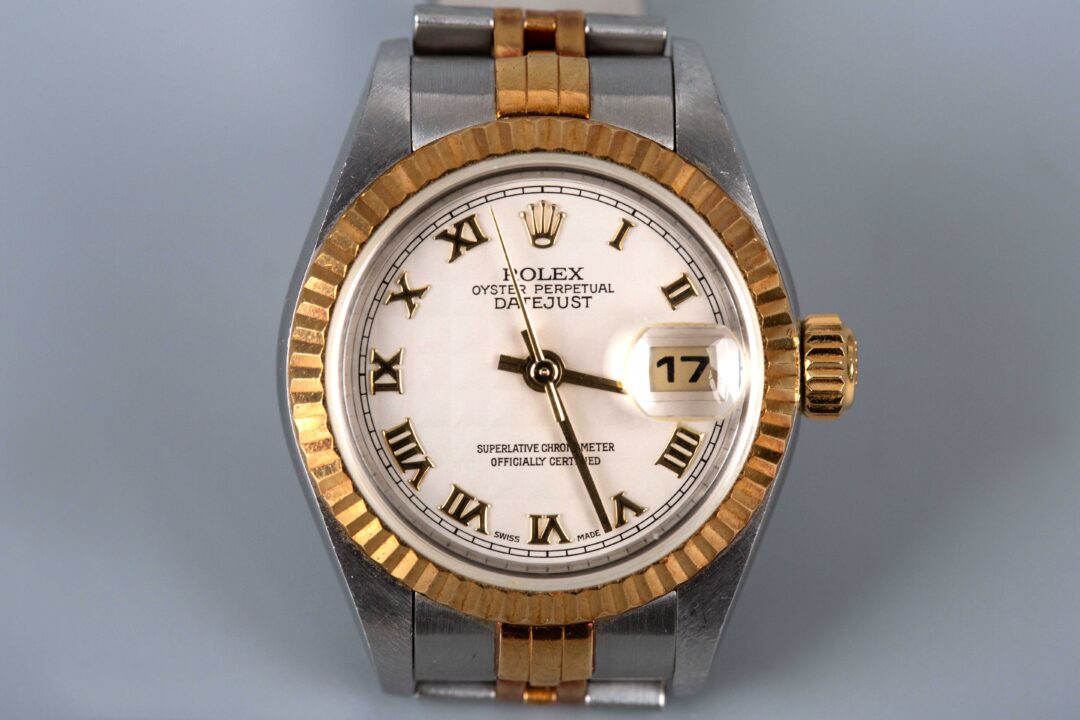 Rolex Oyster Perpetual Datejust Superlative Chronometer Officially Certified Swiss Made劳力士腕表 - Image 3