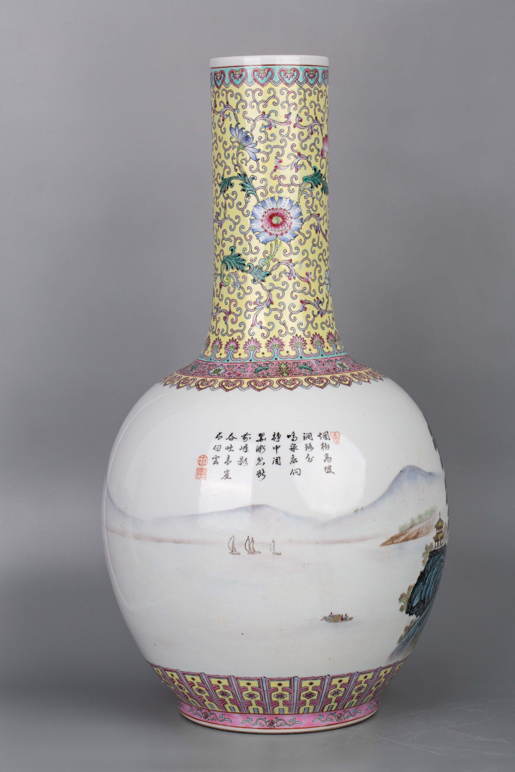 Famille rose landscape poetry celestial ball vase Made in