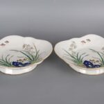Pair of famille rose fruit plates with Daqing Guangxu Year Made mark, 19th century大清光绪年制 粉彩洞石花卉果盘一对 - Image 6