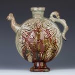 Celadon-glazed rooster head pot青釉窑变鸡首壶