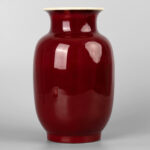 Red vase, late QING dynasty祭红赏瓶 晚清