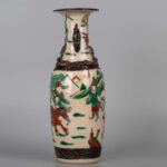 Pair of famille rose knife horse figure vases, 19th century粉彩铁泥花刀马人赏瓶一对 晚清 - Image 4