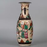 Pair of famille rose knife horse figure vases, 19th century粉彩铁泥花刀马人赏瓶一对 晚清 - Image 9