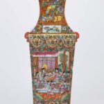 Guangcai four square vase, 20th century广彩四方瓶 20世纪 - Image 3