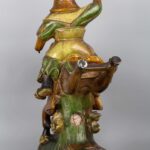 Tangsancai figure statue, 7th Century唐三彩镇宅屋脊胡人人物雕像 七世纪 - Image 4
