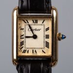 Cartier mechanical watch made of silver卡地亚银制机械表