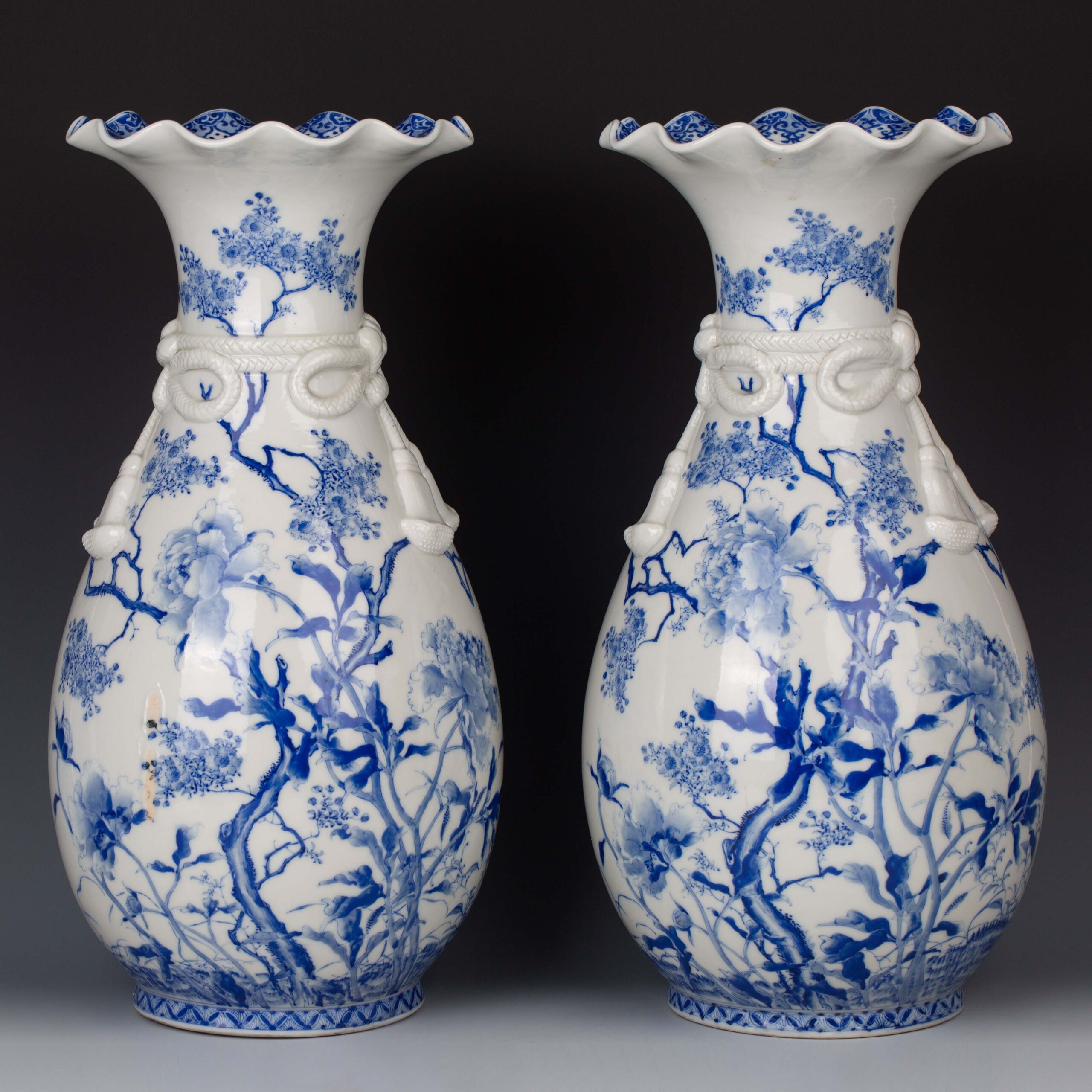 Blue and white butterfly rope-twist vases, Seto kiln, Edo Period 