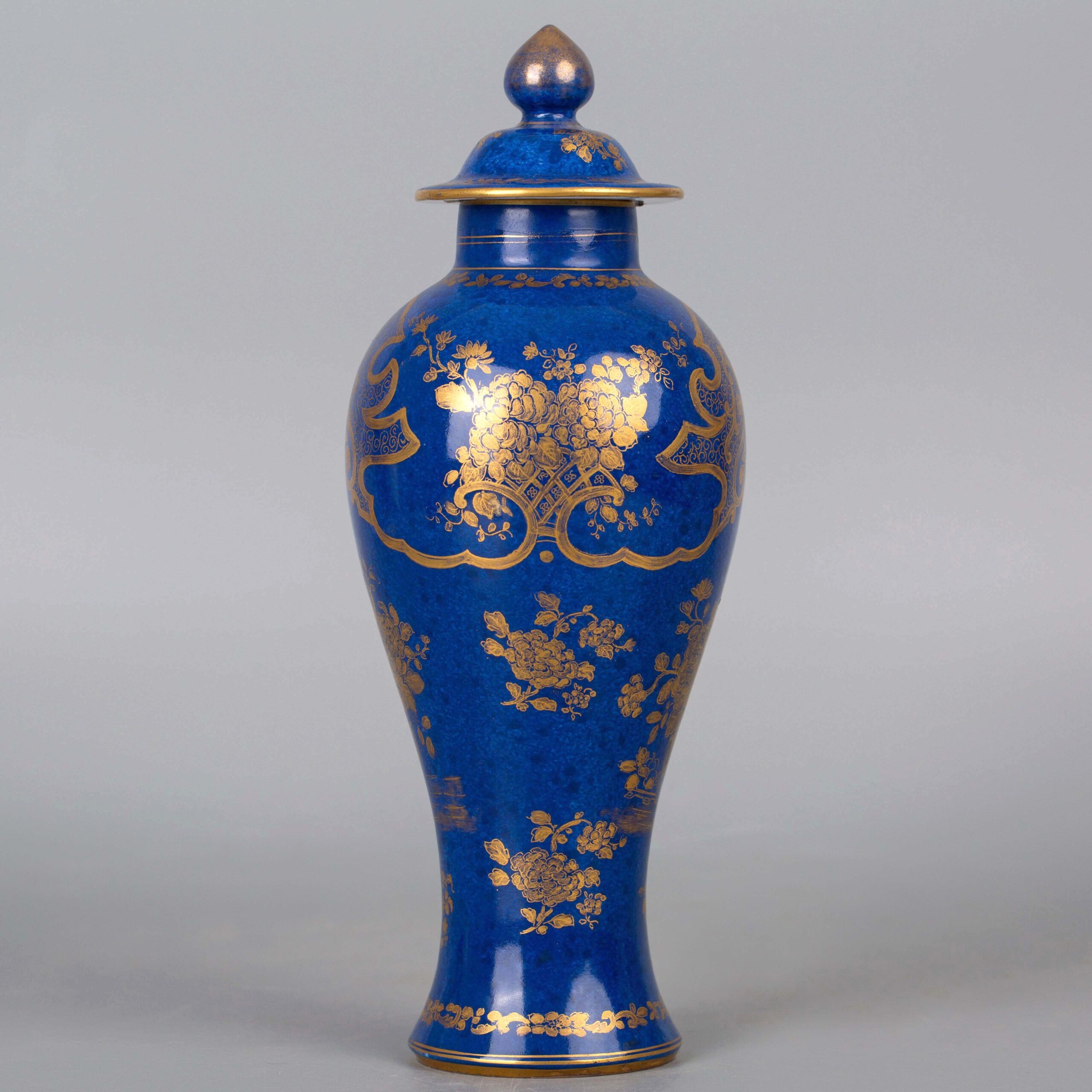 Blue-glazed jar and cover 18th century (cover with damage)霁蓝釉