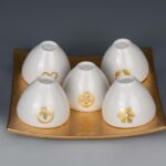 Gold foil decorated teacups and plate金泽金箔 - Image 4