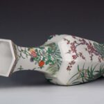 Famille rose hexagonal floral vase and and a red sandalwood base, with Daqing QIanlong Year Made mark粉彩花卉六棱瓶 紫檀底座 大清乾隆年制 - Image 7