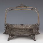 set of artifacts of silver and Bronze. Manf’d and Guaranteed R Toronto SP. company Silver plated fruit bowl铜，银，器物一组 - Image 8