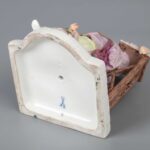 Meissen porcelain figure, Michel Victor Acier, Girl sleeping in chair迈森瓷器人物，米歇尔维克多，女孩睡在椅子上 - Image 5
