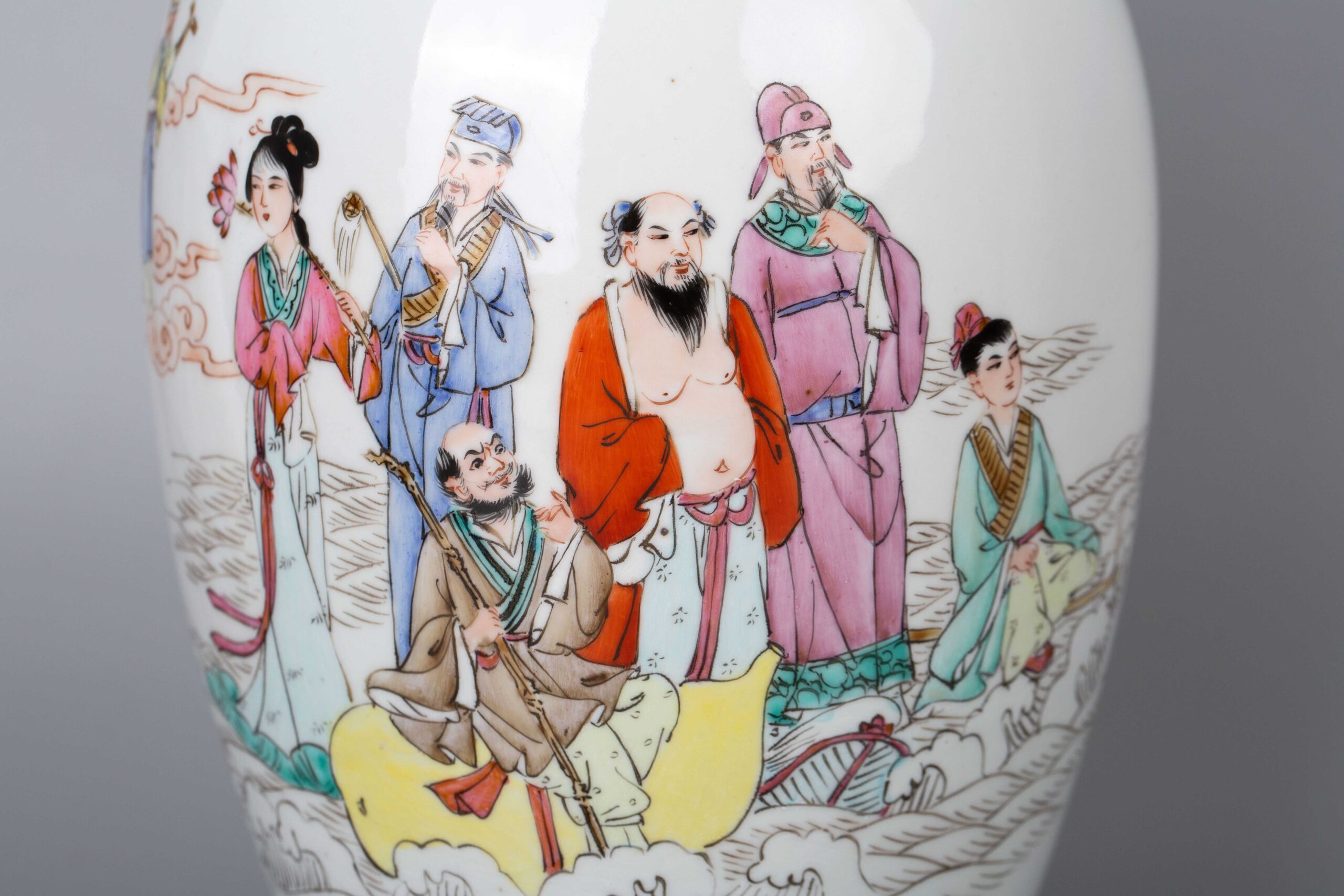 Famille rose Eight Immortals Crossing the Sea vase with Daqing 
