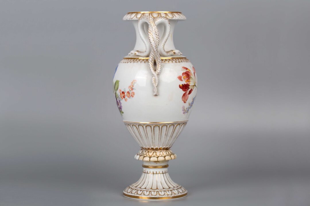 Meissen Porcelain, Antique Vase with Double Serpent Handles, 27 cm, 1860-1924迈森瓷器，古董花瓶与双蛇环形柄27厘米1860-1924 - Image 2