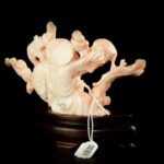 Coral Carved Fertility Buddha statue, Republic of China珊瑚 送子佛 民国 - Image 4