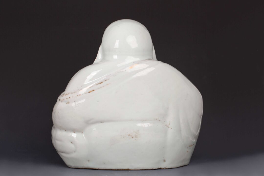 Gold painted Arhat Laughing Buddha with Zhu Yishun mark, Republic of China, damaged民国名家 朱义顺 鎏金罗汉笑佛 有伤 - Image 5