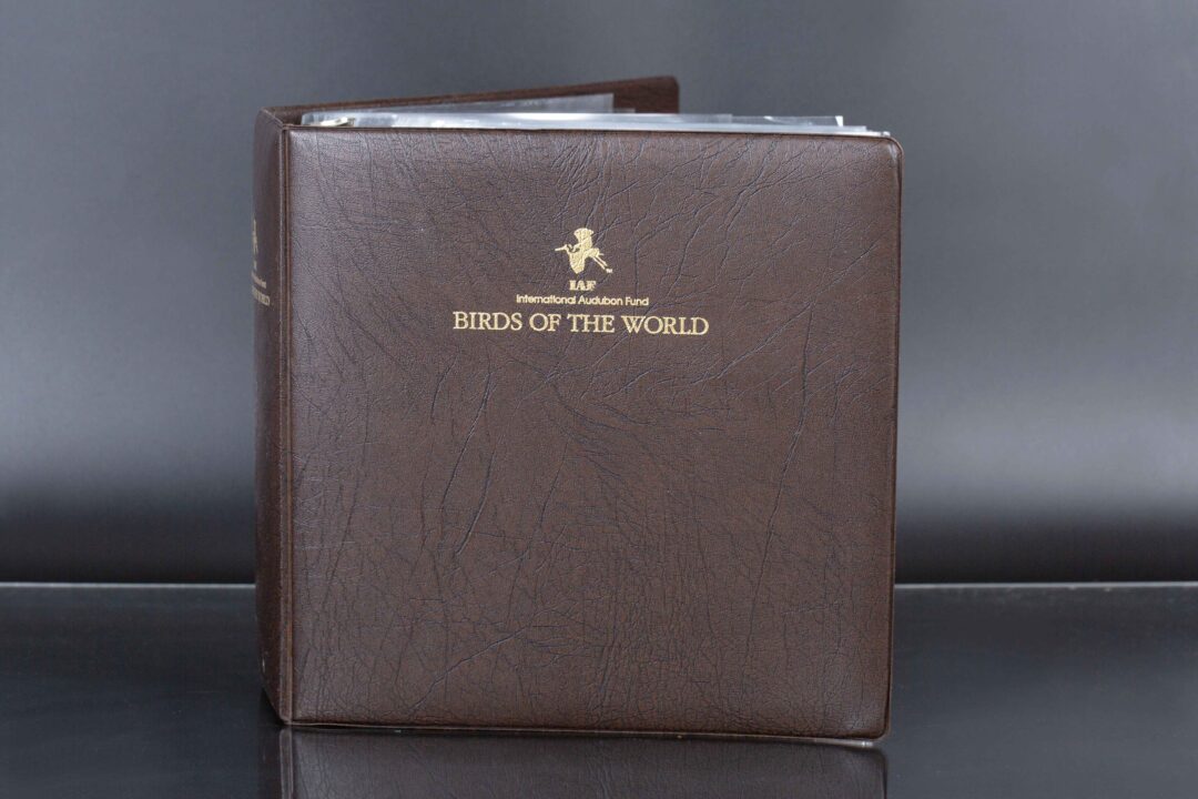 The Royal International Gold collection of official first-day covers, 45 pages; The Royal International Gold collection of official first-day covers, 45 pages; birds of the world stamp collection IAF 12 pages皇家國際金裝官方首日封面系列 45 页，世界鳥類郵票收藏 IAF 12 頁 - Image 6