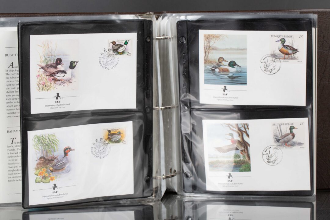 The Royal International Gold collection of official first-day covers, 45 pages; The Royal International Gold collection of official first-day covers, 45 pages; birds of the world stamp collection IAF 12 pages皇家國際金裝官方首日封面系列 45 页，世界鳥類郵票收藏 IAF 12 頁 - Image 8